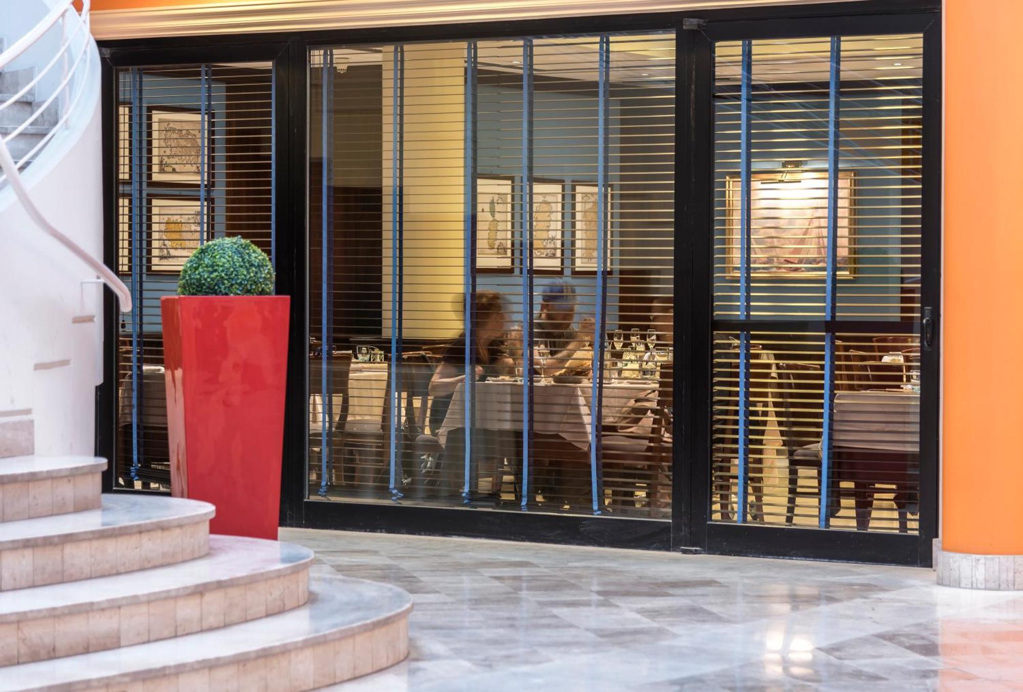Caesar'S Hotel Cagliari Buitenkant foto